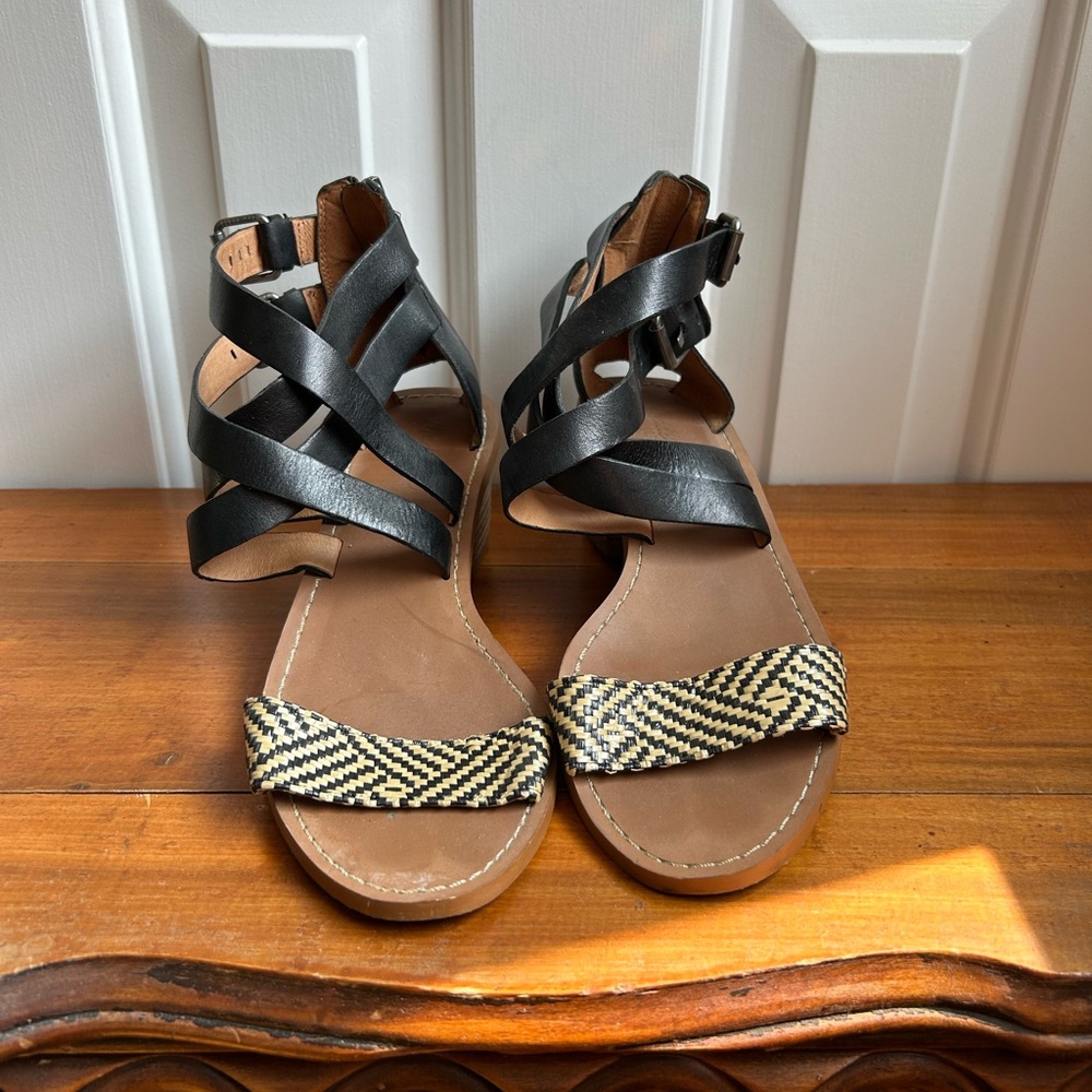 Madewell Black and Tan Strappy Sandals